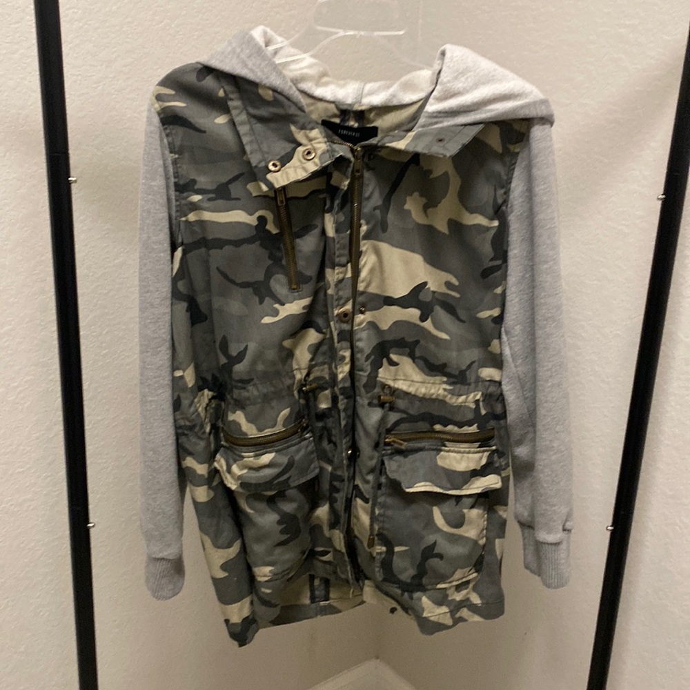 Forever 21 camo jacket